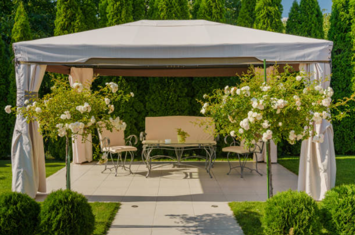Comment choisir une tonnelle de jardin ? Guide complet (tonnelle pliante, tonnelle 3x3)